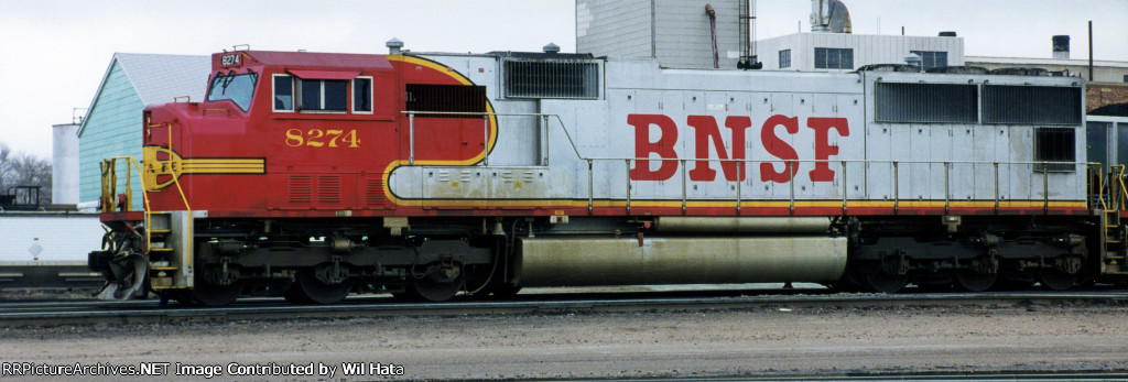 BNSF SD75M 8274